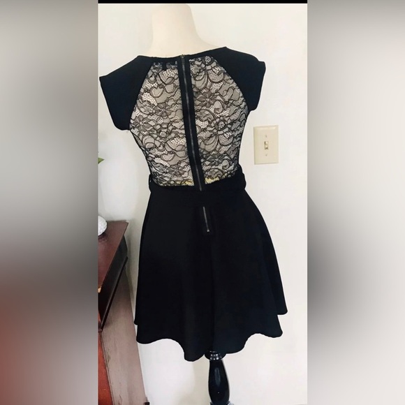 Monteau solid black mini dress in size M - Picture 3 of 10